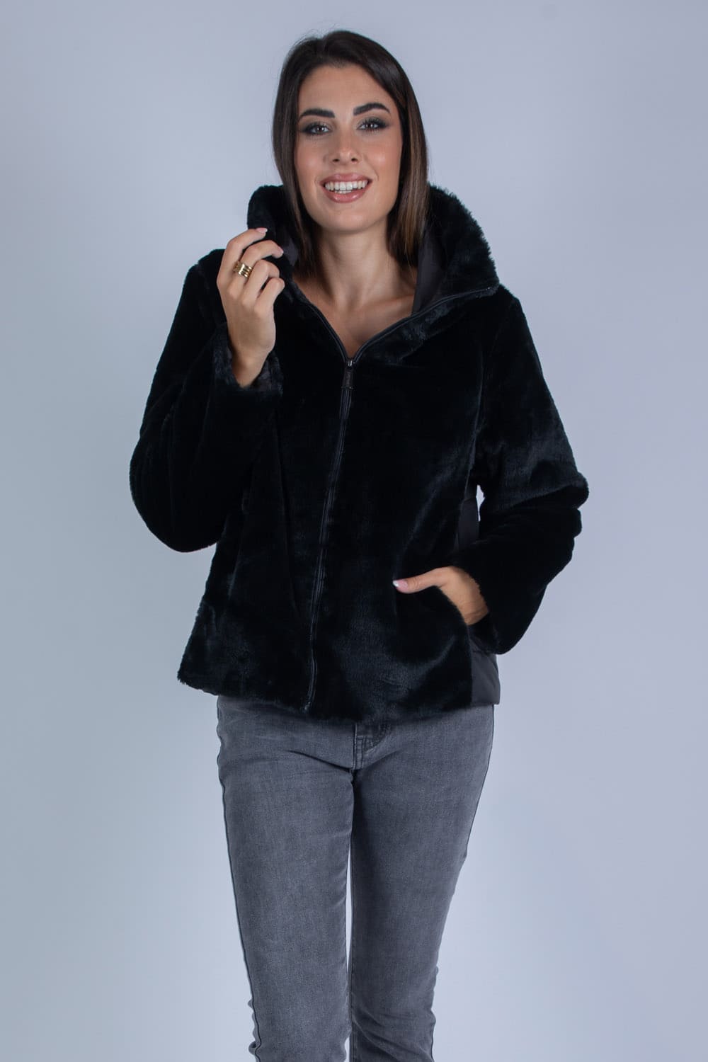 ECOPELLICCIA  - MARA CAROL