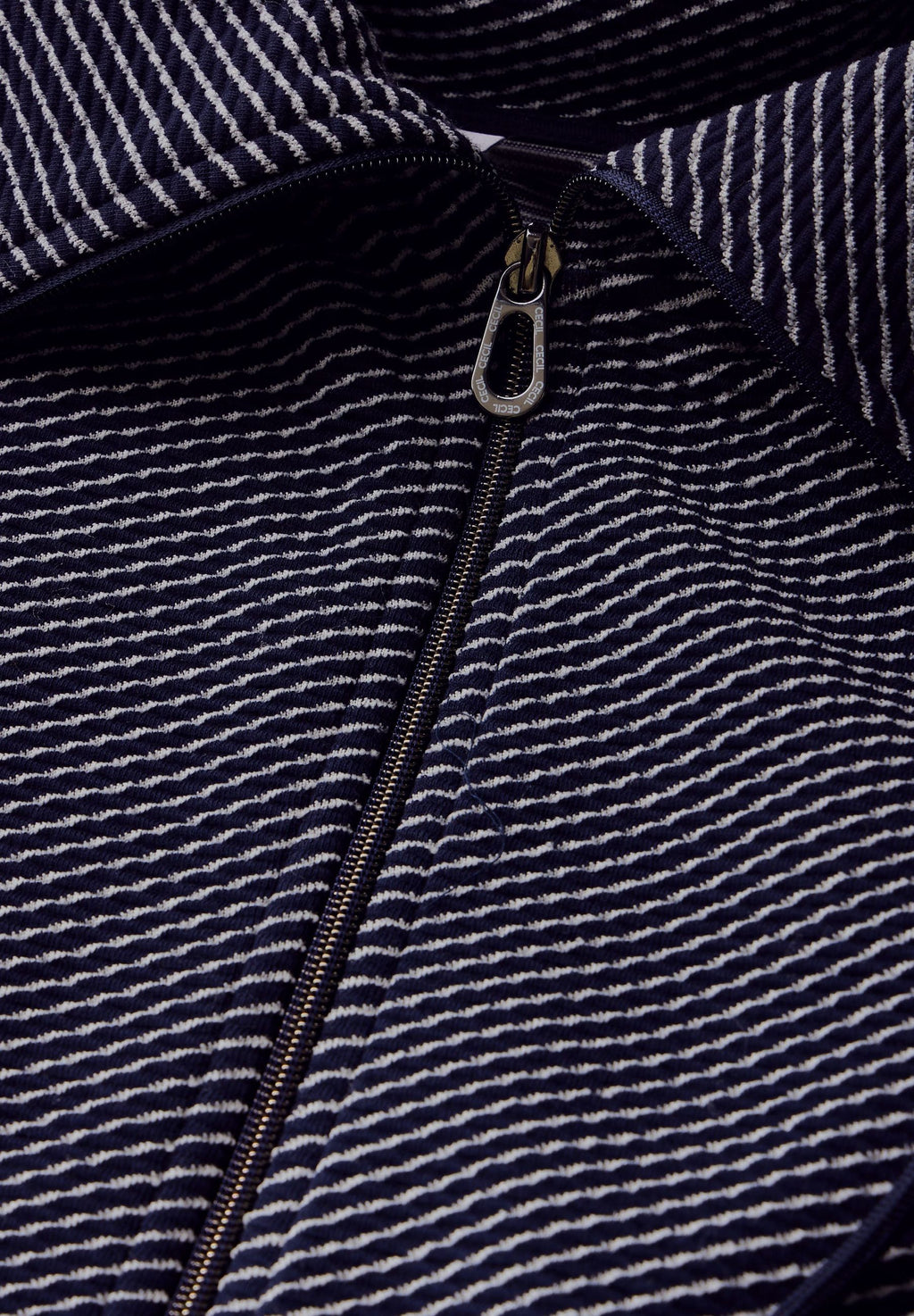 GIACCA CON ZIP - CECIL