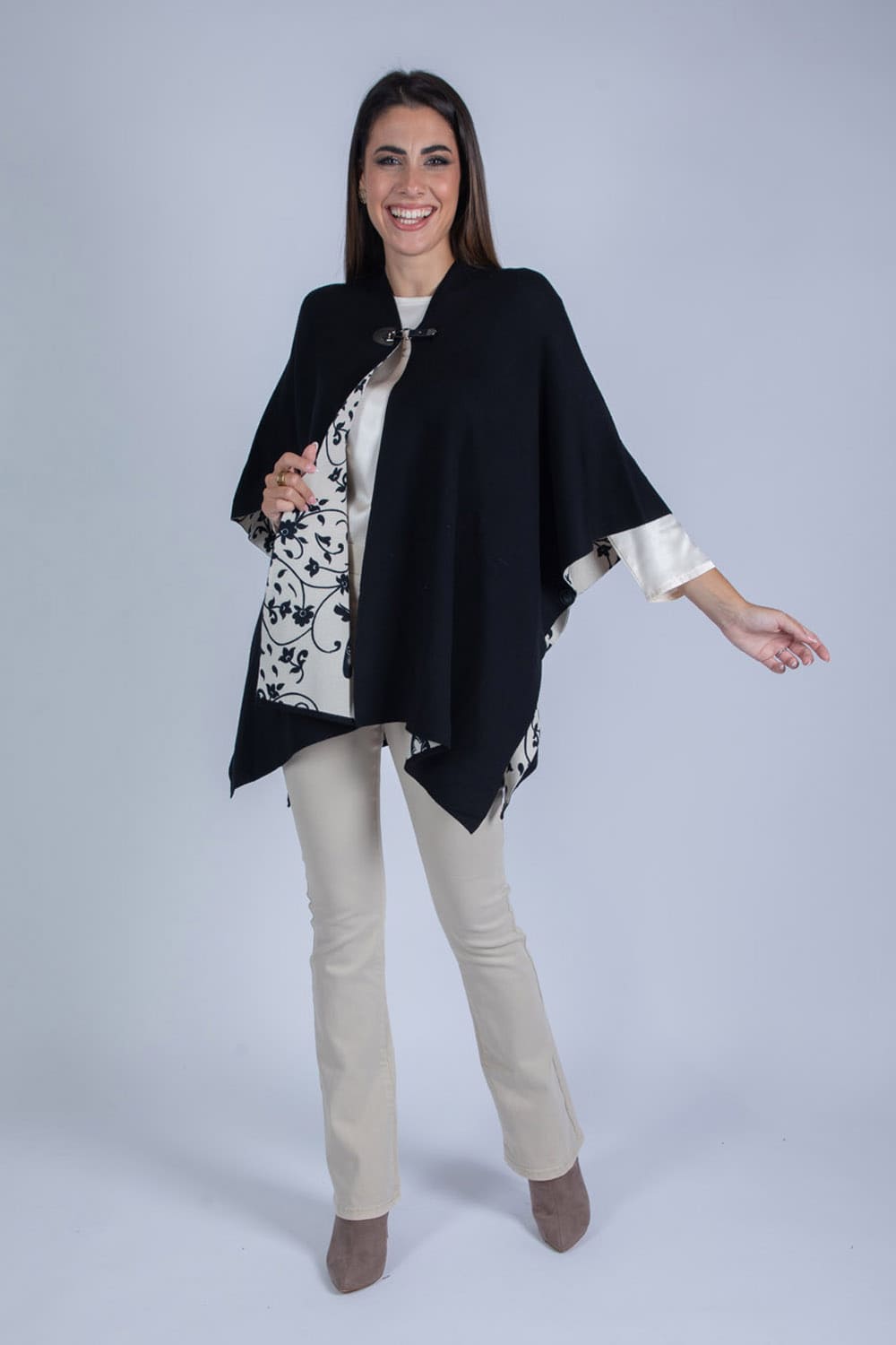 PONCHO  - MARA CAROL