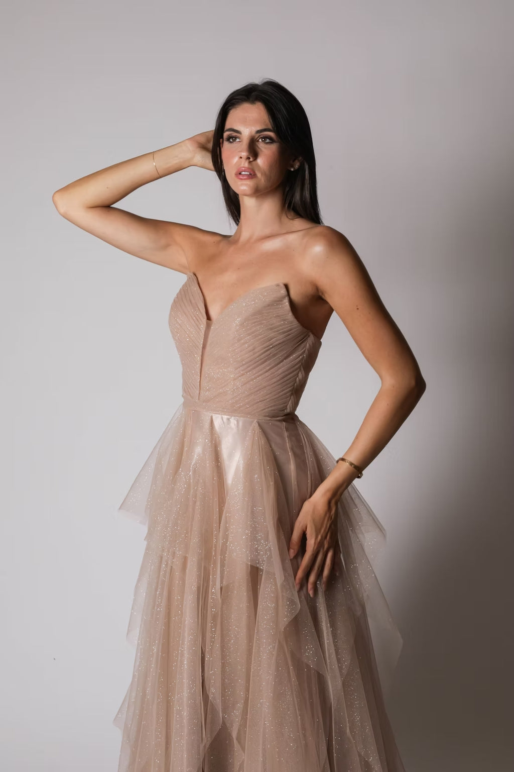 ABITO VYNIQUE - VISII