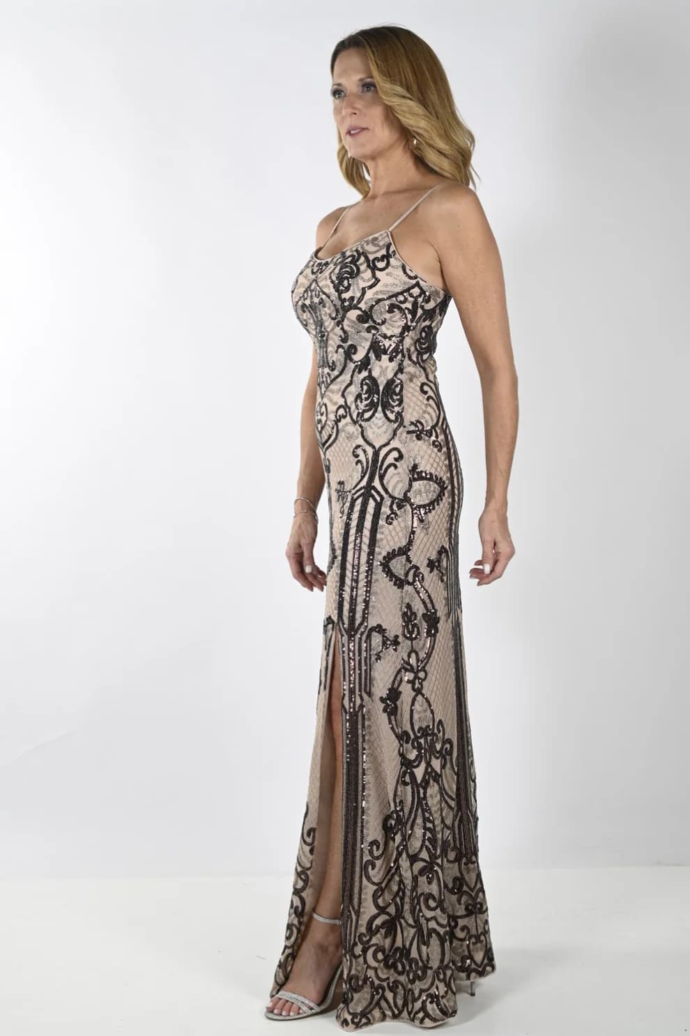 ABITO LUNGO - FRANK LYMAN